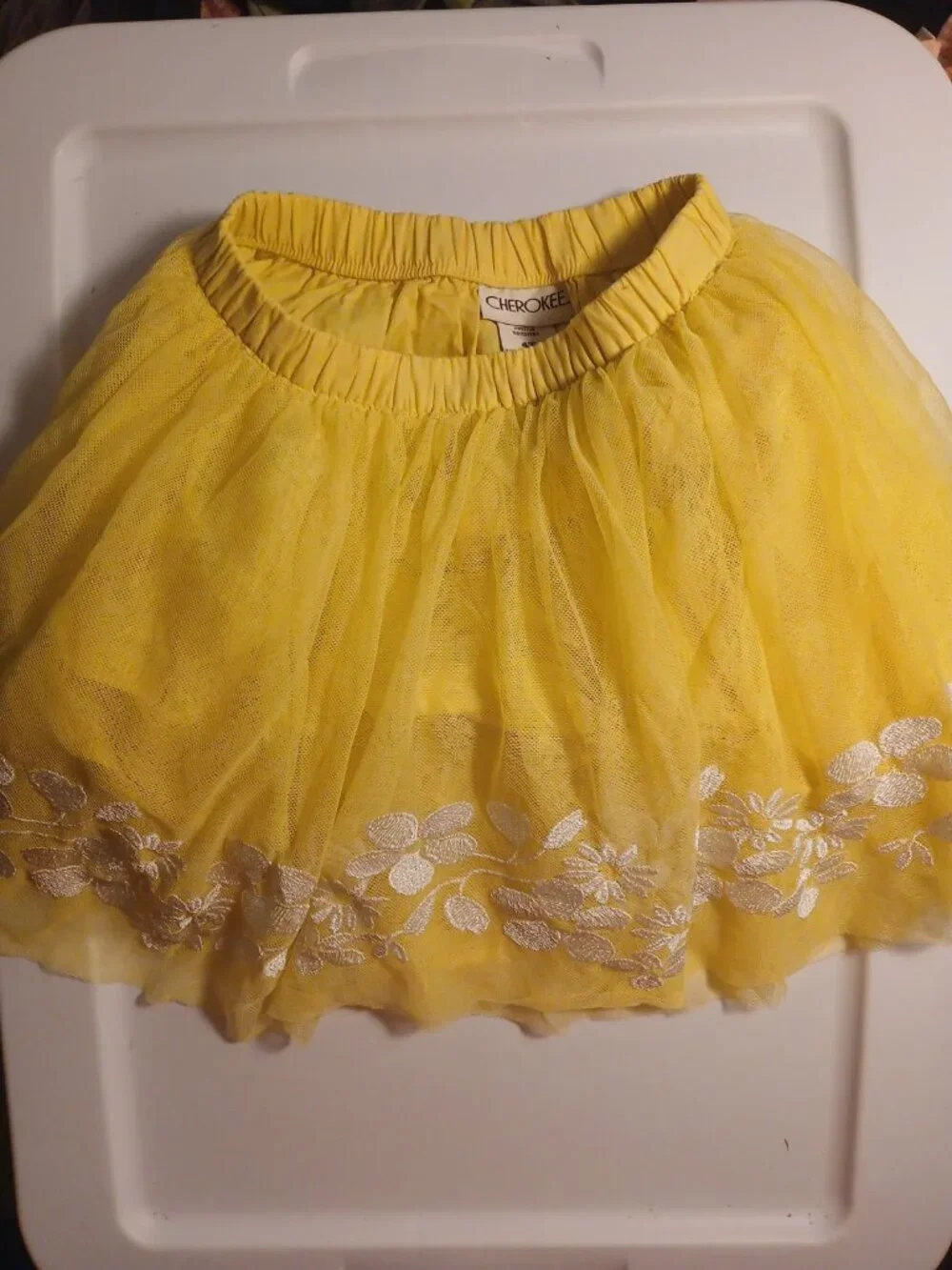 Cherokee 4T Girls Yellow Skirt With Flowers
